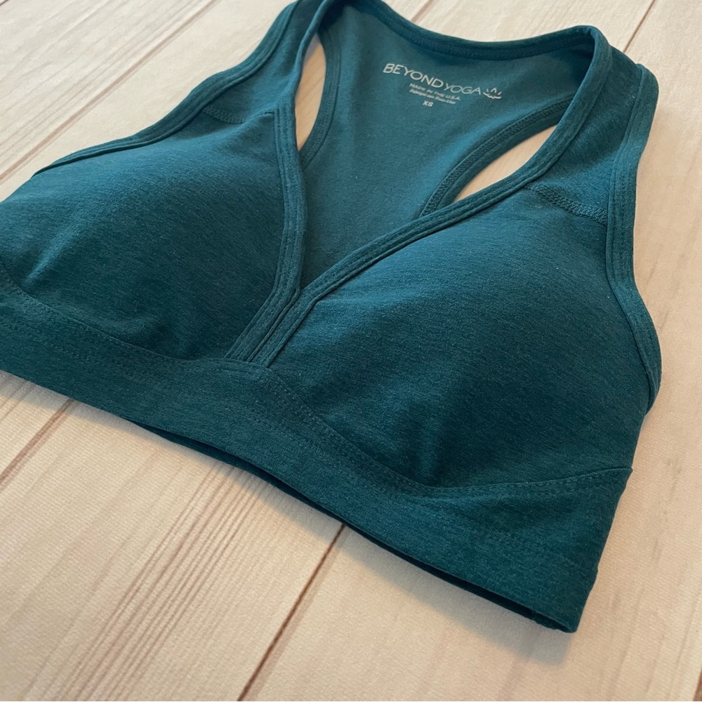 Beyond Yoga Lift Your Spirits Sports Bra Women's XS Teal Blue Green Soft Stretch - Picture 4 of 10